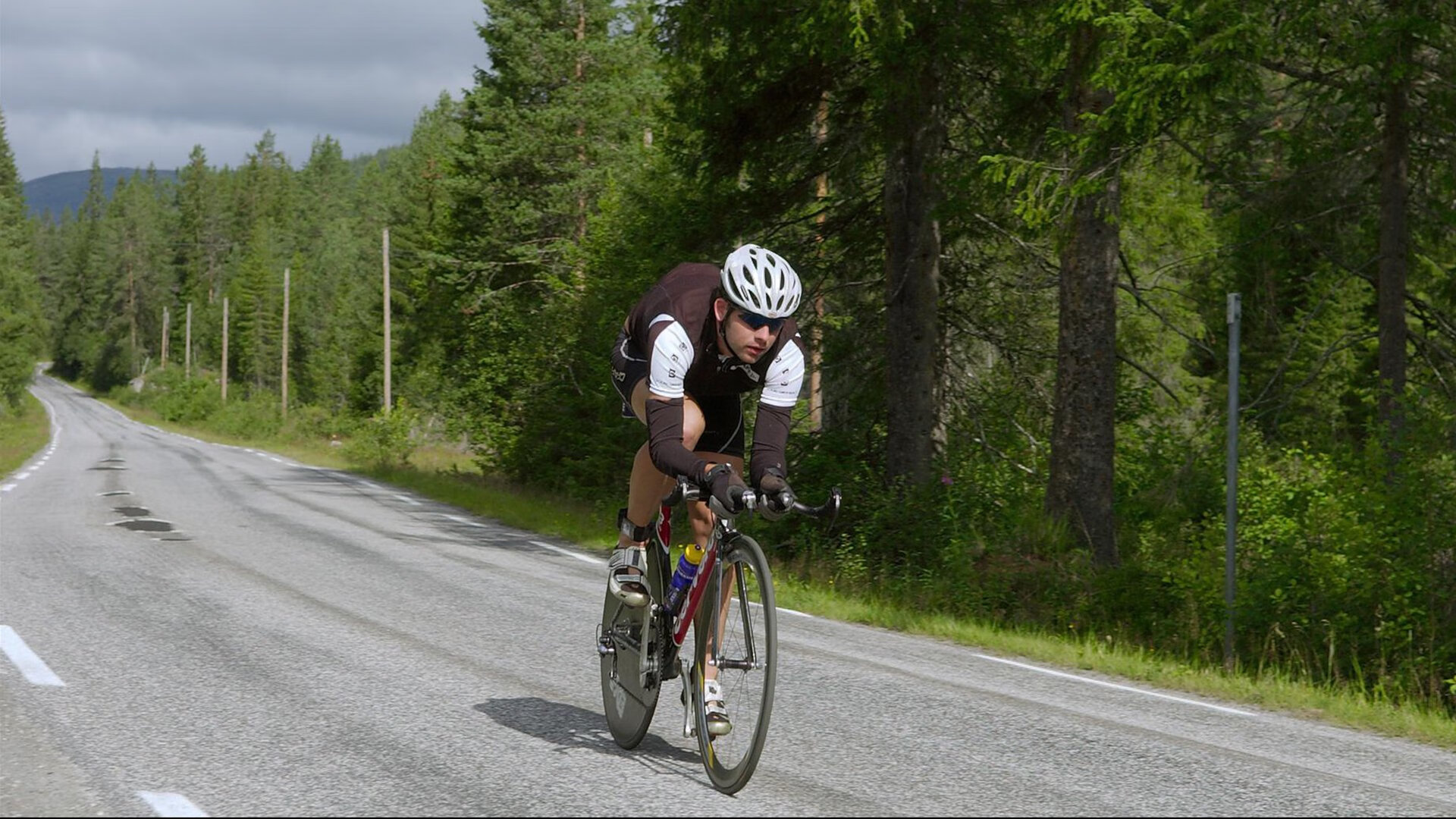 Jiu You-塞维利亚保持强势，争夺欧战名额