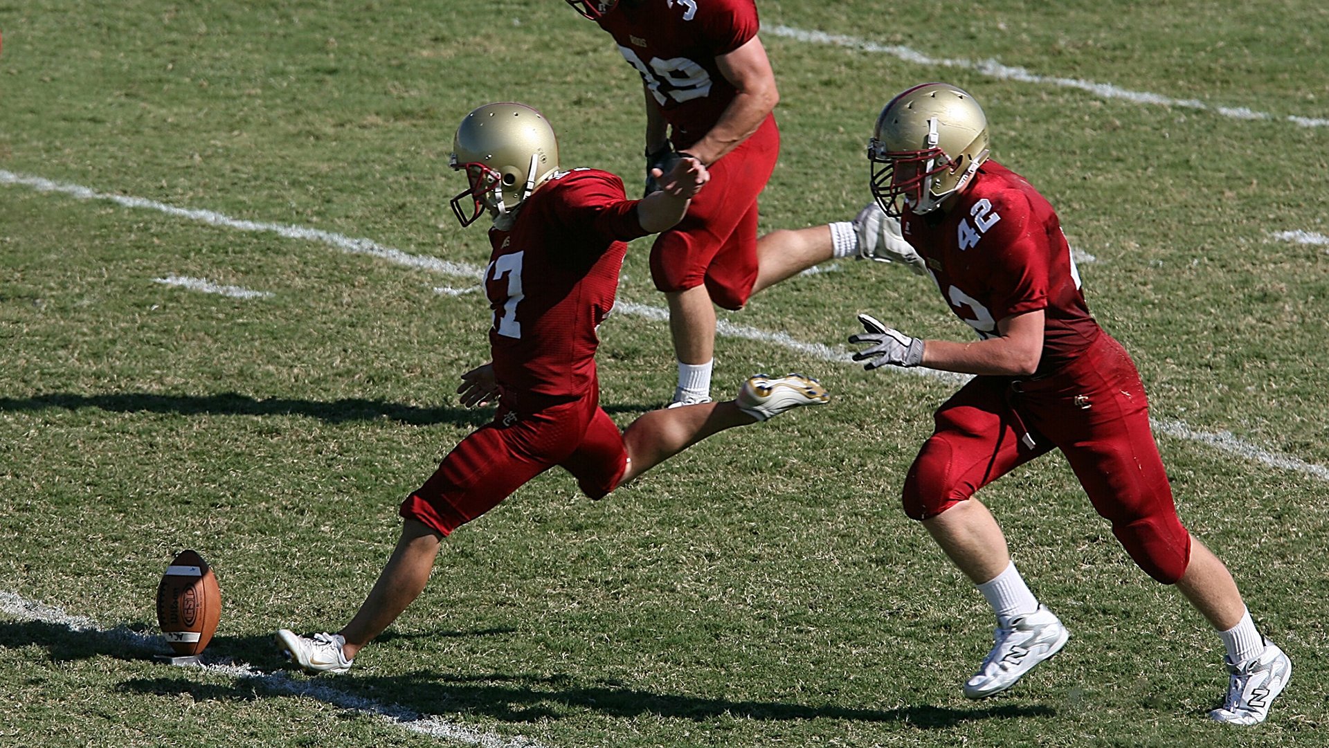 德甲比赛中的精彩瞬间不断,战术变化层出不穷,德甲赛制介绍
